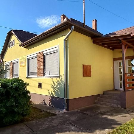 Hajdúszoboszló Ildimagdi Apartman מראה חיצוני תמונה